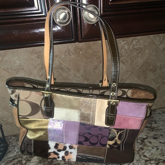 Women Coach Purse - Picture 1 of 4